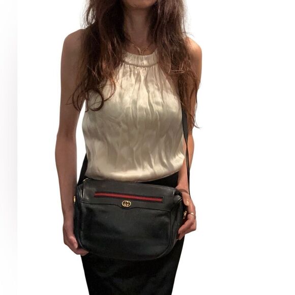 Gucci Navy and Red Crossbody Bag with Gold-Tone Hardware - Picture 15 of 16